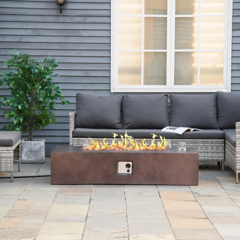 can you use a fire pit in the rain