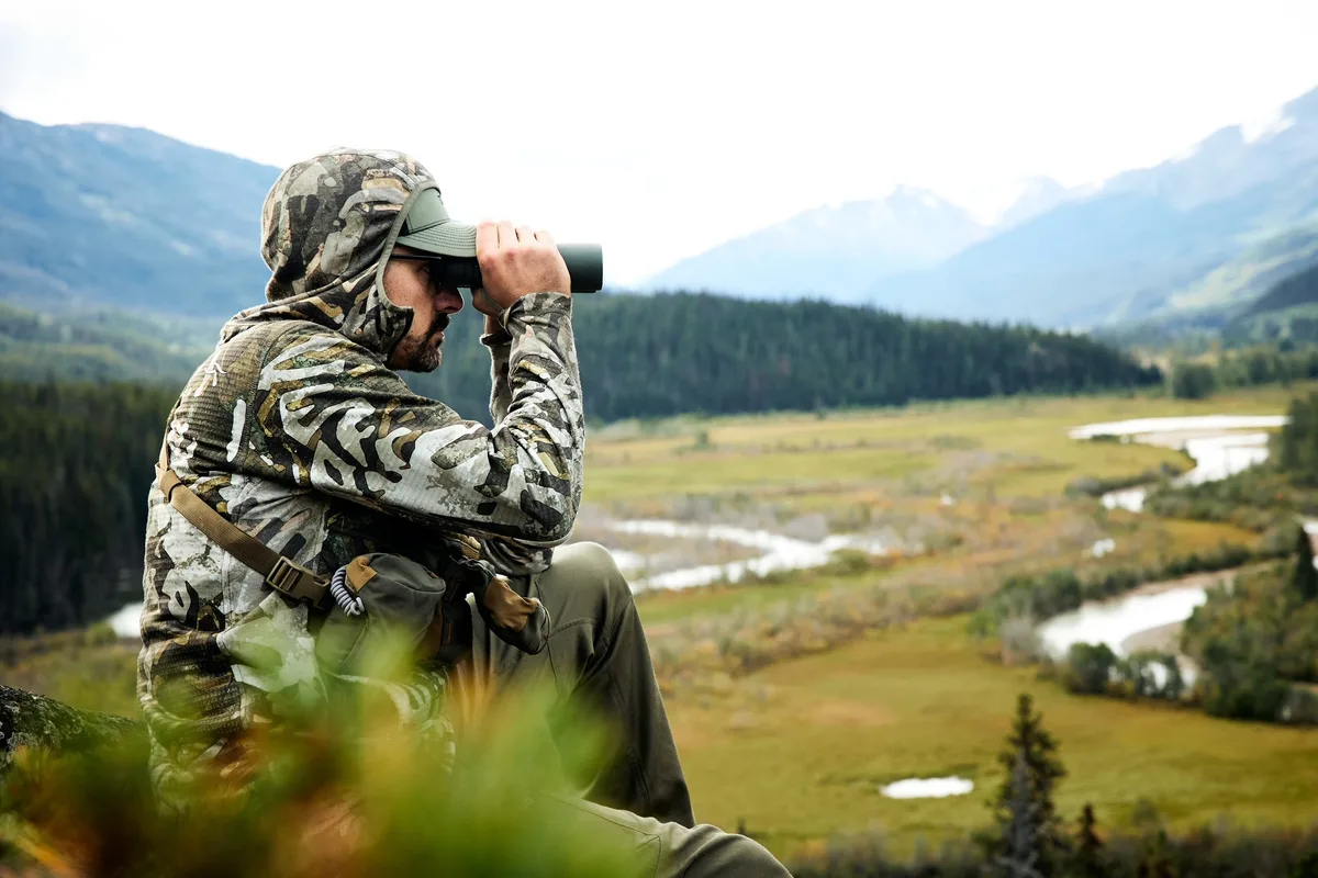 what binoculars are best for deer hunting